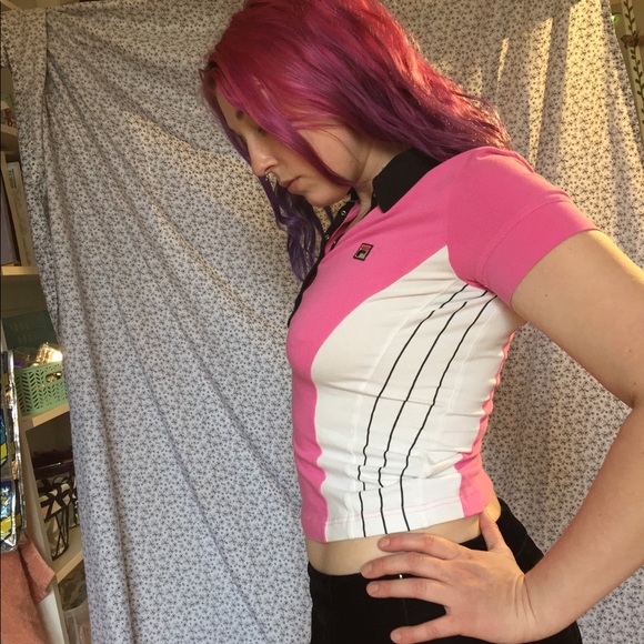 **SOLD** Hot Pink Fila Shirt - Picture 3 of 4